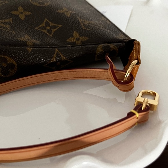 Louis Vuitton Pochette Accessories 1997 - Picture 11 of 16